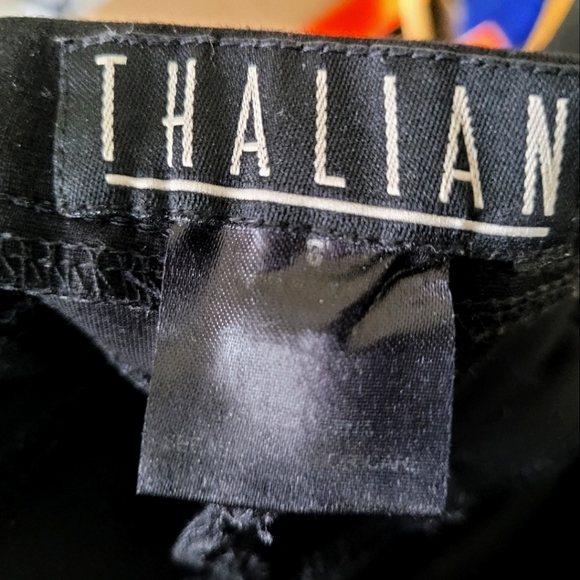 Black Midi Bodycon Skirt, Tiered Panels, Like new - Picture 3 of 4